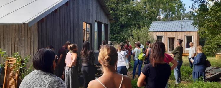 Pourquoi et comment accueillir un hameau léger dans sa commune ? 